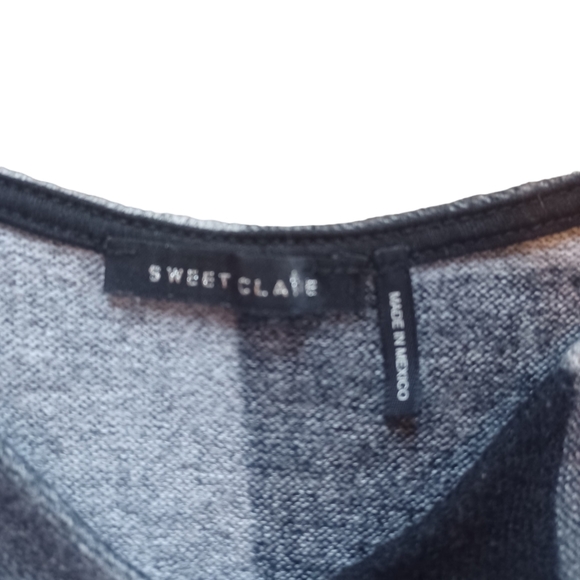 Grey Plaid Women's Tank Top with Pockets Sweet Claire - Picture 3 of 3